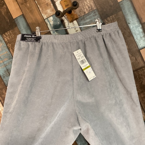 Alfred Dunner corduroy pants with pockets - Picture 15 of 16